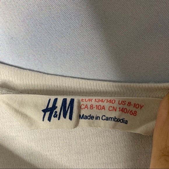 H&M- Minnie Mouse Off  White Sequin Tee  8-10 yrs - Picture 4 of 7